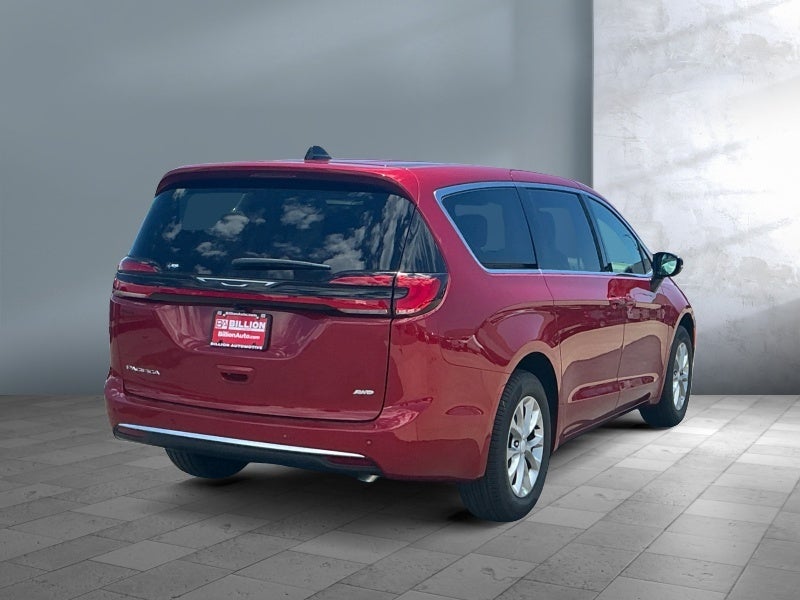 2027 Chrysler Pacifica PACIFICA SELECT AWD
