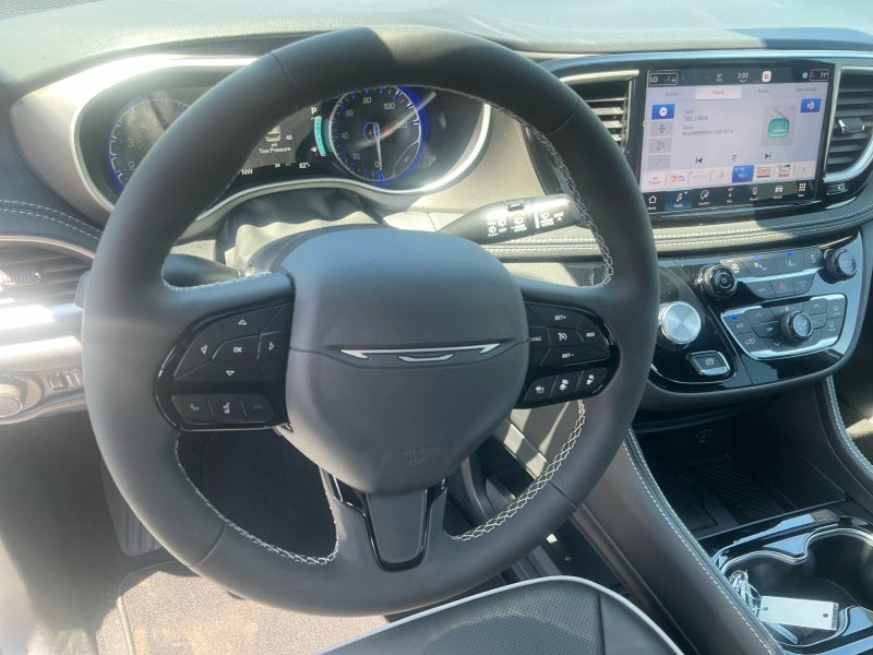 2027 Chrysler Pacifica PACIFICA LIMITED AWD