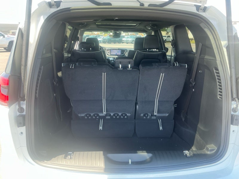2027 Chrysler Pacifica PACIFICA LIMITED AWD