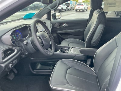2027 Chrysler Pacifica PACIFICA LIMITED AWD