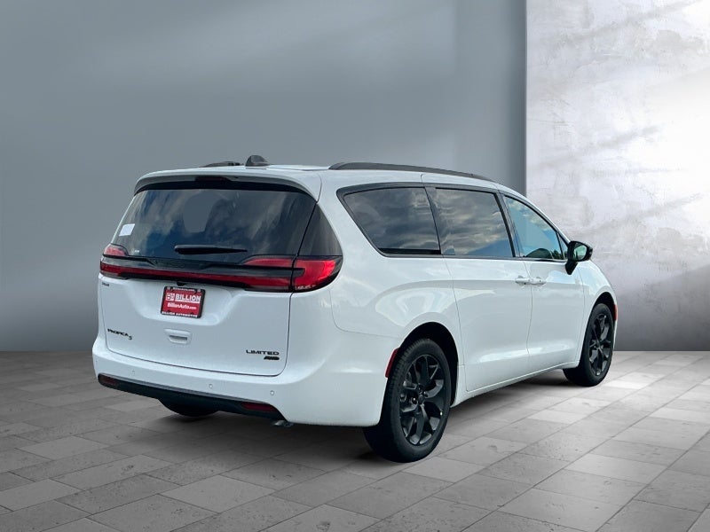 2027 Chrysler Pacifica PACIFICA LIMITED AWD