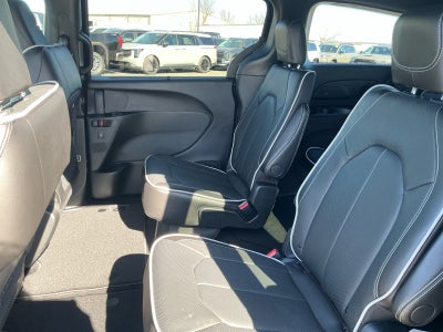 2026 Chrysler Pacifica PACIFICA LIMITED AWD