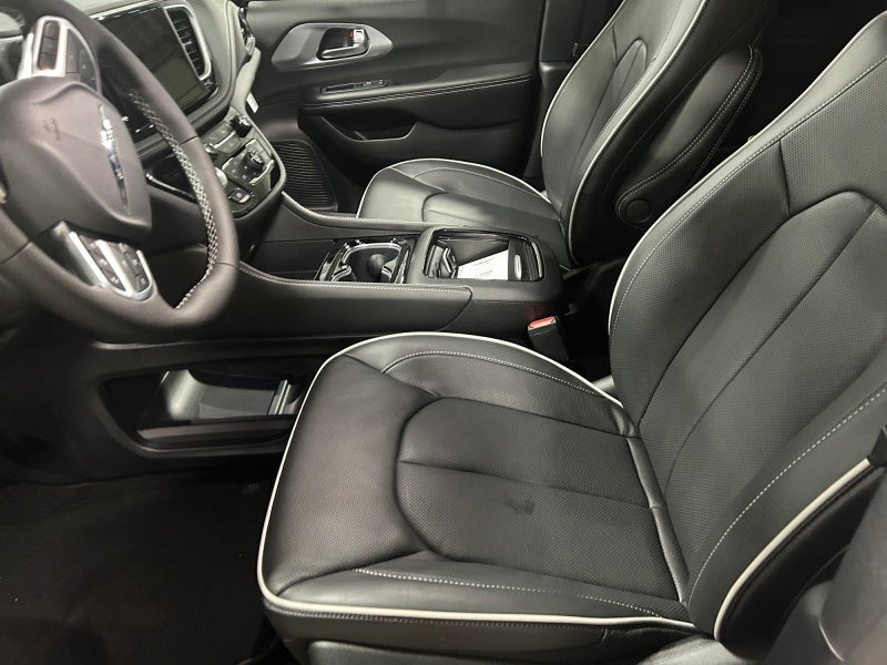 2026 Chrysler Pacifica PACIFICA LIMITED AWD