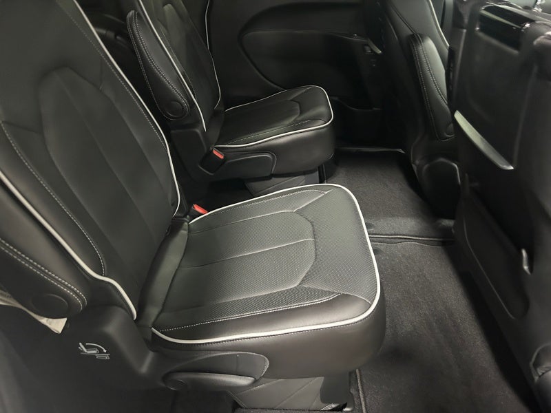 2026 Chrysler Pacifica PACIFICA LIMITED AWD
