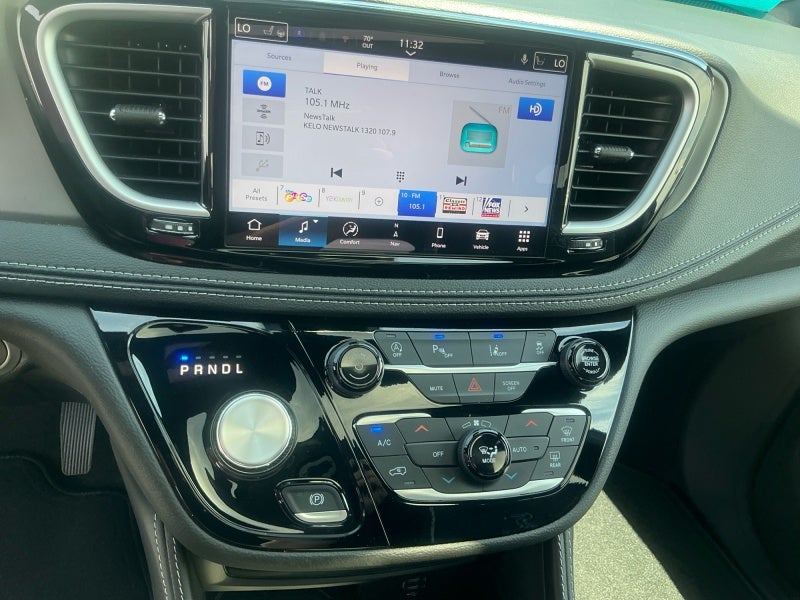 2027 Chrysler Pacifica PACIFICA LIMITED AWD