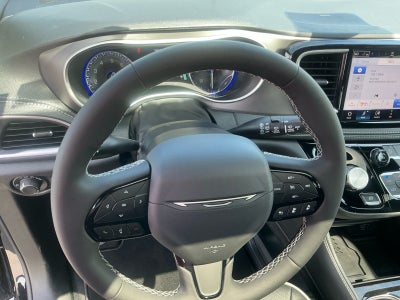 2027 Chrysler Pacifica PACIFICA LIMITED AWD