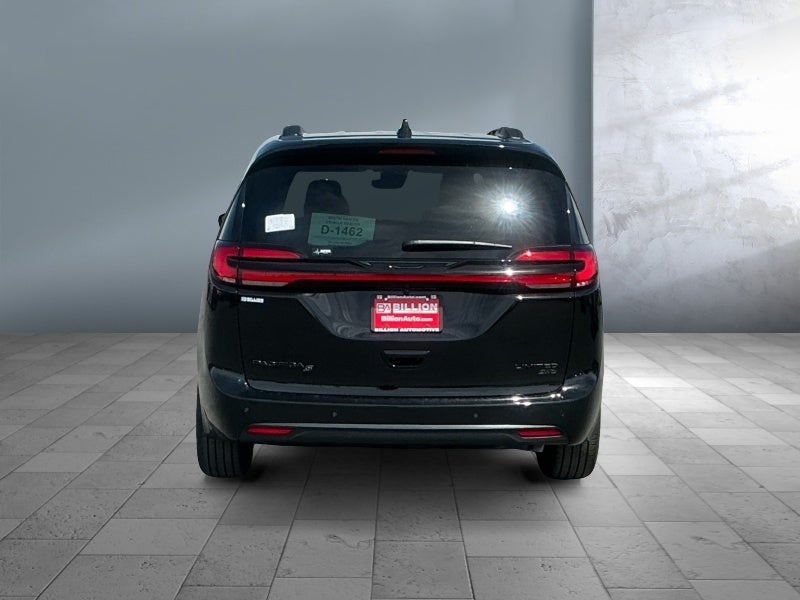 2027 Chrysler Pacifica PACIFICA LIMITED AWD
