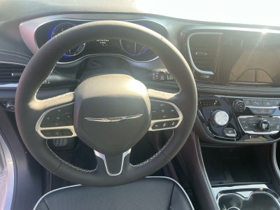 2026 Chrysler Pacifica PACIFICA LIMITED AWD