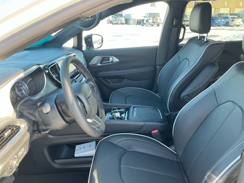2026 Chrysler Pacifica PACIFICA LIMITED AWD