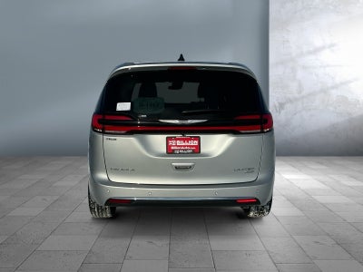 2026 Chrysler Pacifica PACIFICA LIMITED AWD