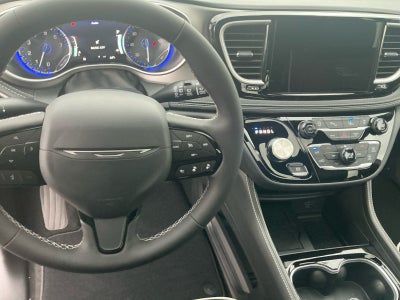 2027 Chrysler Pacifica PACIFICA LIMITED AWD