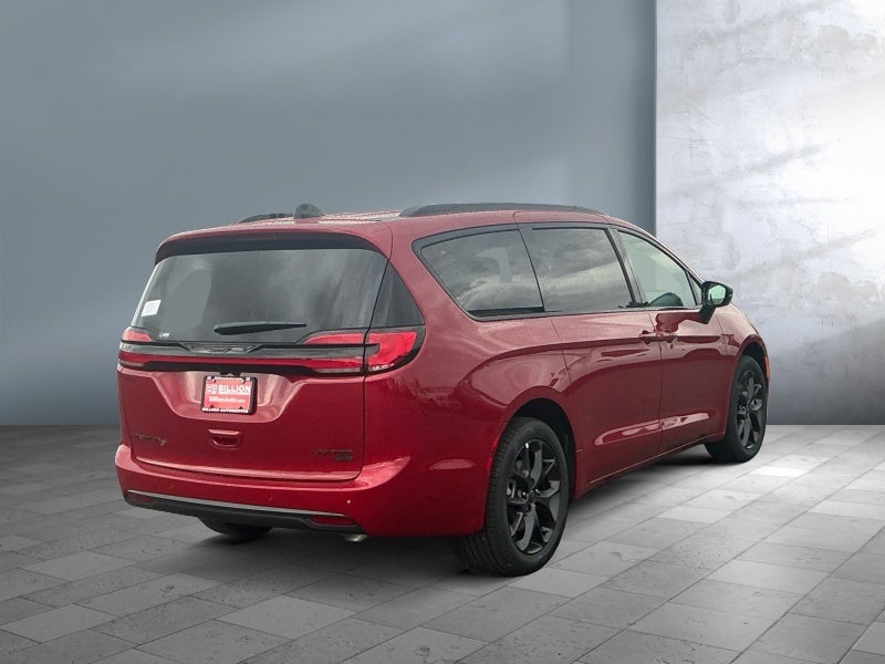 2027 Chrysler Pacifica PACIFICA LIMITED AWD