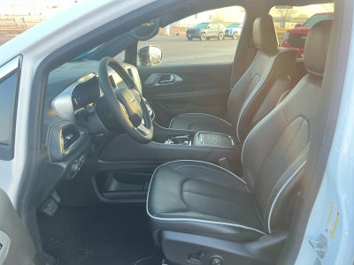 2026 Chrysler Pacifica PACIFICA LIMITED AWD