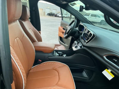 2026 Chrysler Pacifica PACIFICA PINNACLE AWD
