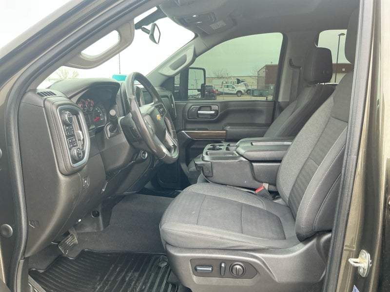 2022 Chevrolet Silverado 2500HD 4WD Crew Cab Standard Bed LT