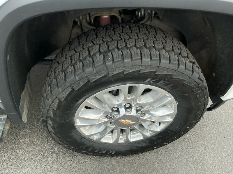 2022 Chevrolet Silverado 2500HD 4WD Crew Cab Standard Bed High Country