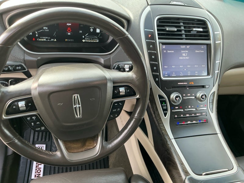 2019 Lincoln Nautilus Reserve