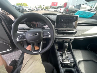 2024 Jeep Compass Latitude Lux FWD