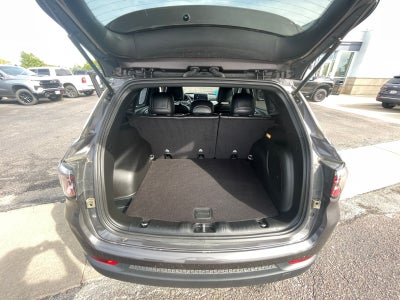 2024 Jeep Compass Latitude Lux FWD