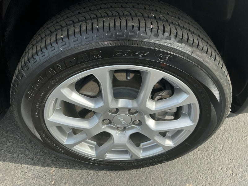 2024 Jeep Compass Latitude Lux FWD