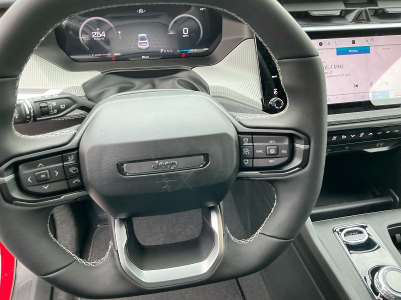 2026 Jeep Cherokee CHEROKEE LAREDO 4X4