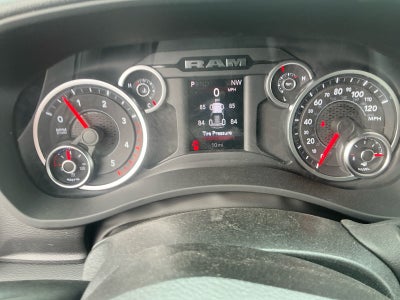 2027 RAM Ram 3500 RAM 3500 BIG HORN CREW CAB 4X4 6'4' BOX