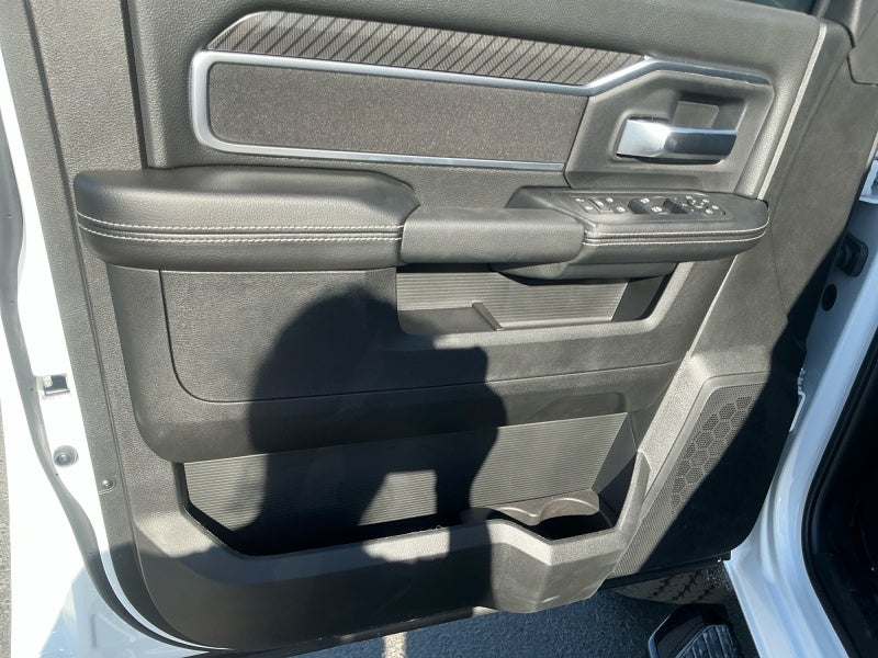 2027 RAM Ram 3500 RAM 3500 BIG HORN CREW CAB 4X4 6'4' BOX