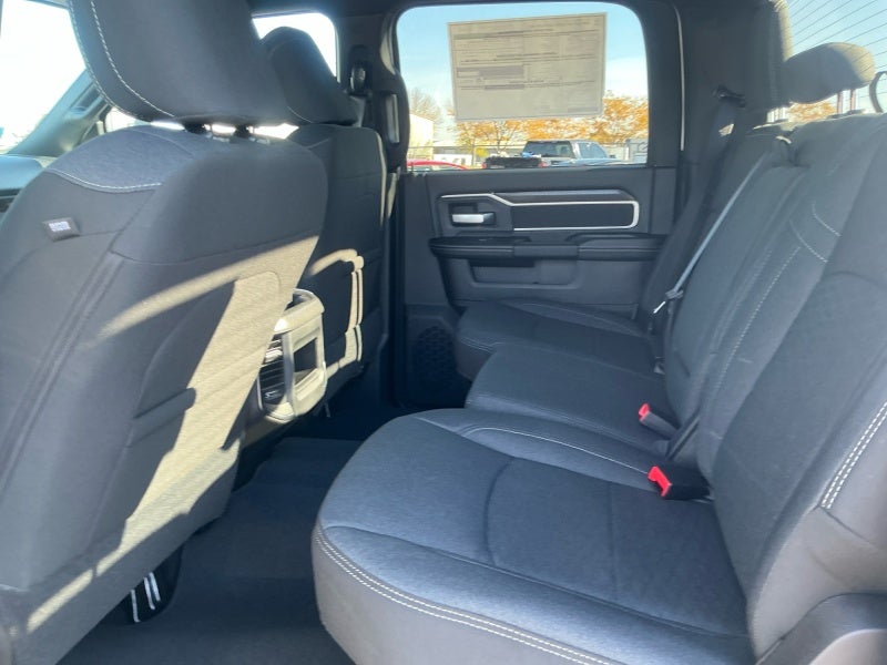 2027 RAM Ram 3500 RAM 3500 BIG HORN CREW CAB 4X4 6'4' BOX