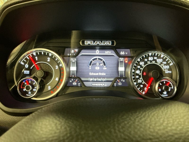 2022 RAM 3500 Laramie Crew Cab 4x4 6'4' Box