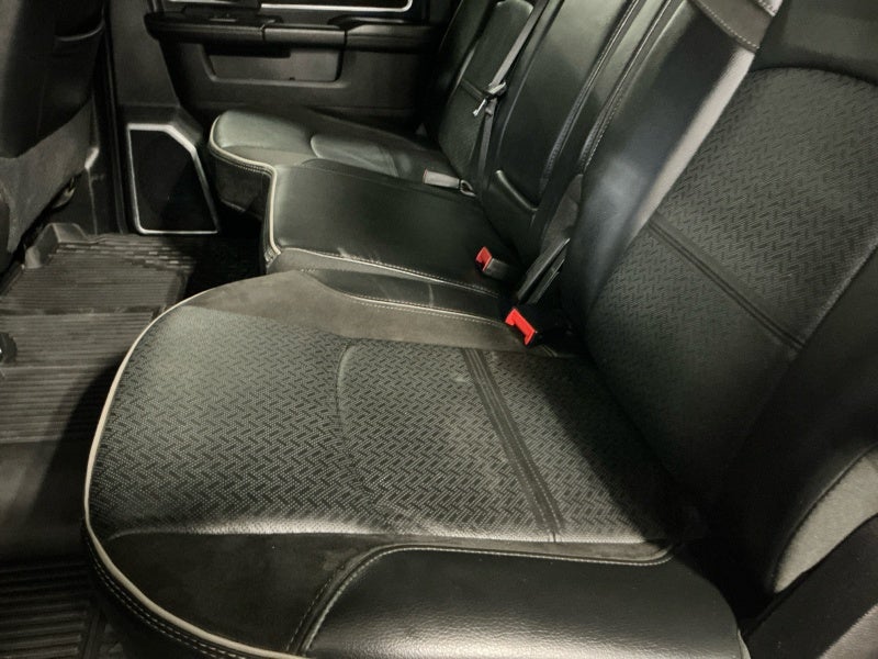 2022 RAM 3500 Laramie Crew Cab 4x4 6'4' Box