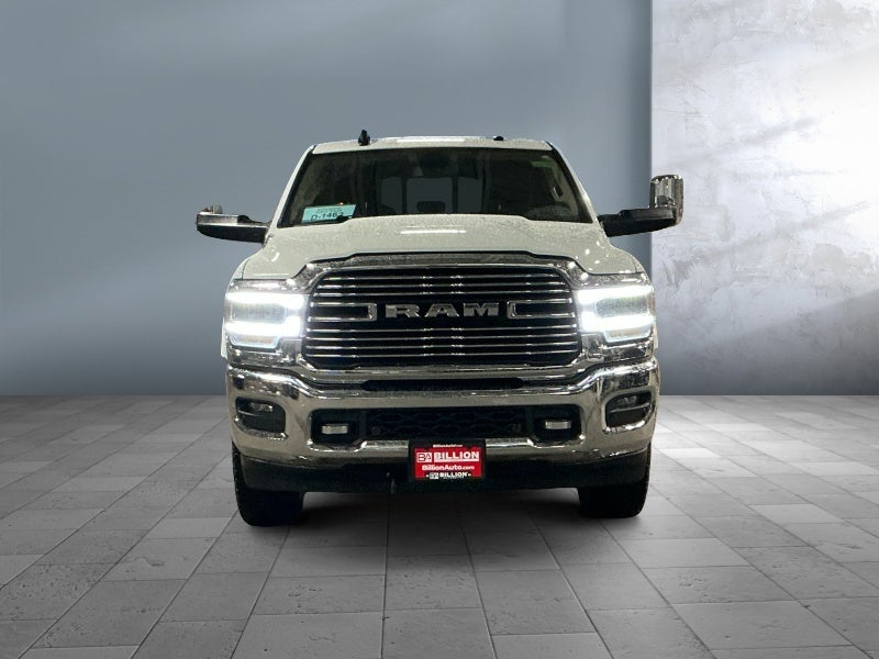 2022 RAM 3500 Laramie Crew Cab 4x4 6'4' Box