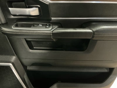 2022 RAM 3500 Laramie Crew Cab 4x4 6'4' Box