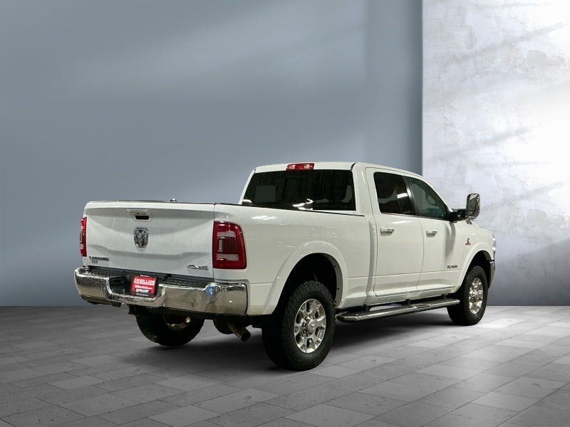 2022 RAM 3500 Laramie Crew Cab 4x4 6'4' Box