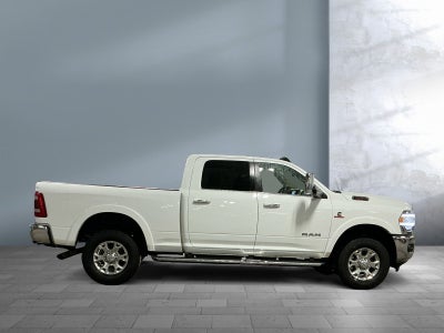 2022 RAM 3500 Laramie Crew Cab 4x4 6'4' Box