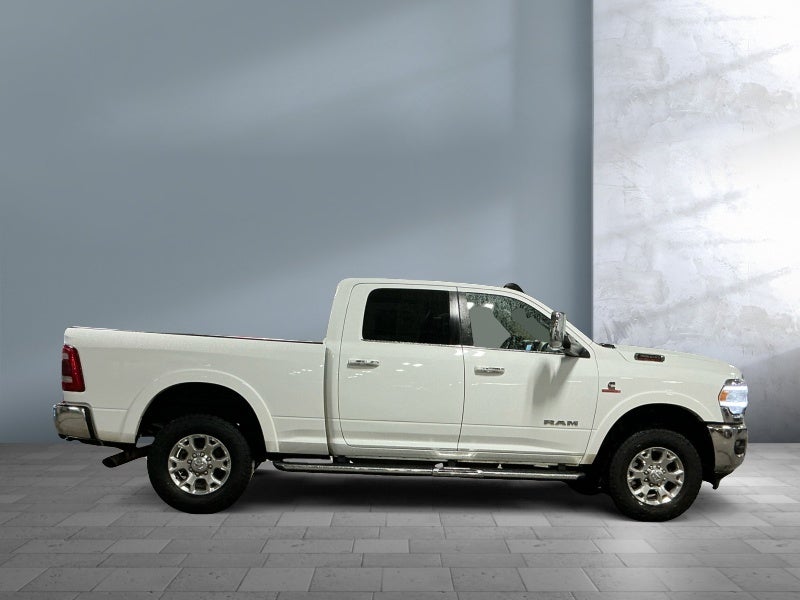 2022 RAM 3500 Laramie Crew Cab 4x4 6'4' Box