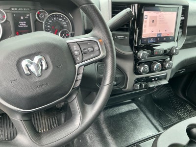 2027 RAM Ram 3500 RAM 3500 TRADESMAN CREW CAB 4X4 8' BOX