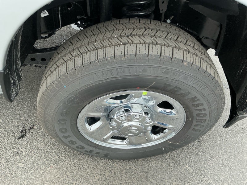 2027 RAM Ram 3500 RAM 3500 TRADESMAN CREW CAB 4X4 8' BOX