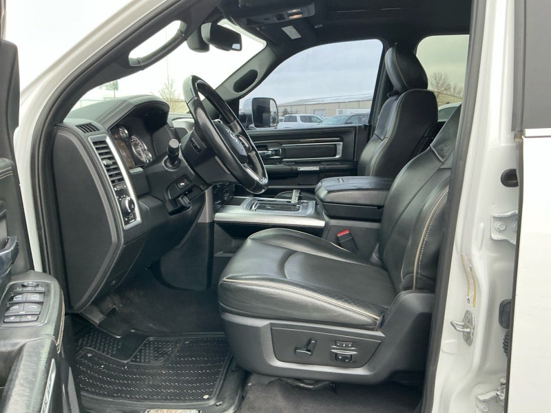 2018 RAM 3500 Limited Mega Cab 4x4 6'4' Box