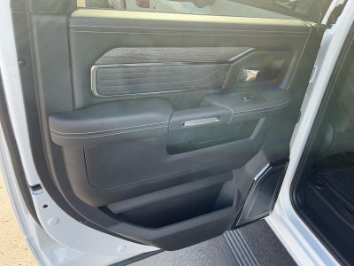 2027 RAM Ram 3500 RAM 3500 LIMITED MEGA CAB 4X4 6'4' BOX