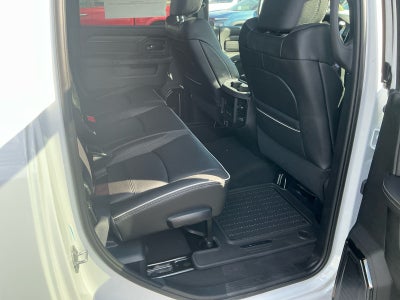 2027 RAM Ram 3500 RAM 3500 LIMITED MEGA CAB 4X4 6'4' BOX