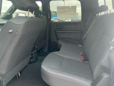 2026 RAM Ram 2500 RAM 2500 BLACK EXPRESS CREW CAB 4X4 6'4' BOX