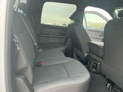 2026 RAM Ram 2500 RAM 2500 BLACK EXPRESS CREW CAB 4X4 6'4' BOX