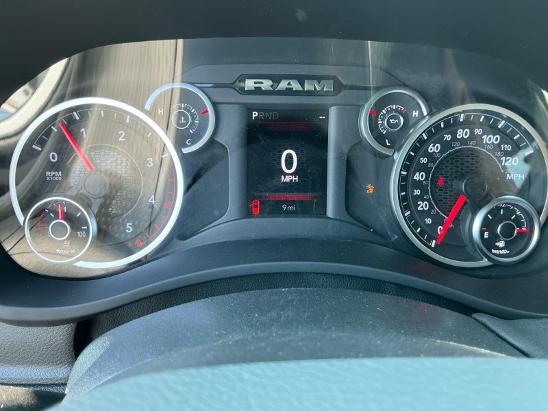 2026 RAM Ram 2500 RAM 2500 TRADESMAN CREW CAB 4X4 6'4' BOX