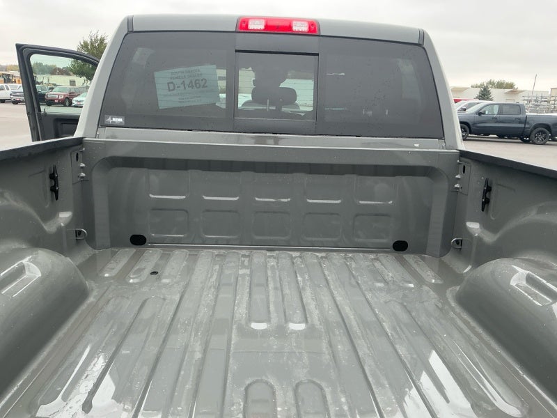 2027 RAM Ram 2500 RAM 2500 BLACK EXPRESS CREW CAB 4X4 6'4' BOX
