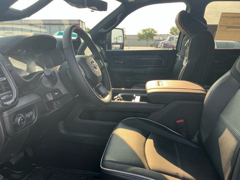 2026 RAM Ram 2500 RAM 2500 LIMITED CREW CAB 4X4 6'4' BOX