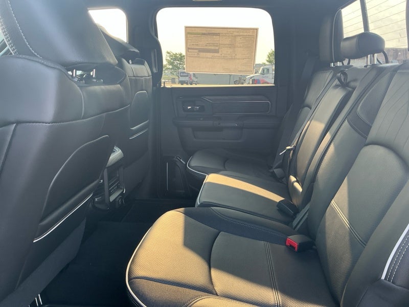 2026 RAM Ram 2500 RAM 2500 LIMITED CREW CAB 4X4 6'4' BOX