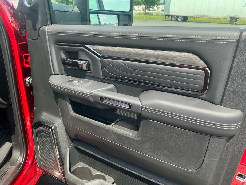 2026 RAM Ram 2500 RAM 2500 LIMITED CREW CAB 4X4 6'4' BOX