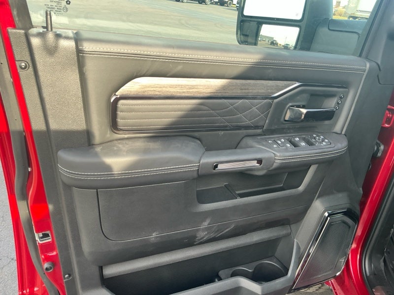 2026 RAM Ram 2500 RAM 2500 LIMITED MEGA CAB 4X4 6'4' BOX