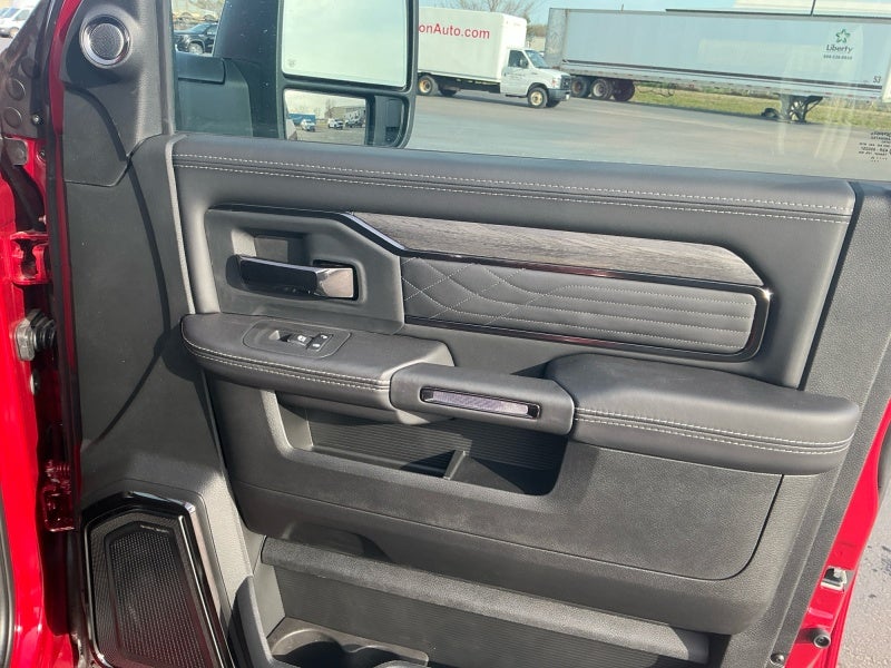 2026 RAM Ram 2500 RAM 2500 LIMITED MEGA CAB 4X4 6'4' BOX
