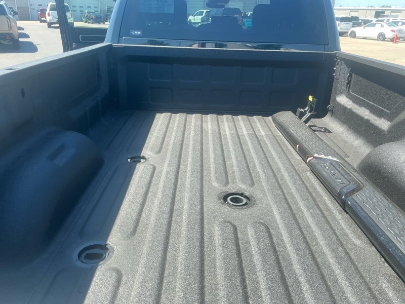 2026 RAM 3500 RAM 3500 BIG HORN CREW CAB 4X4 8' BOX
